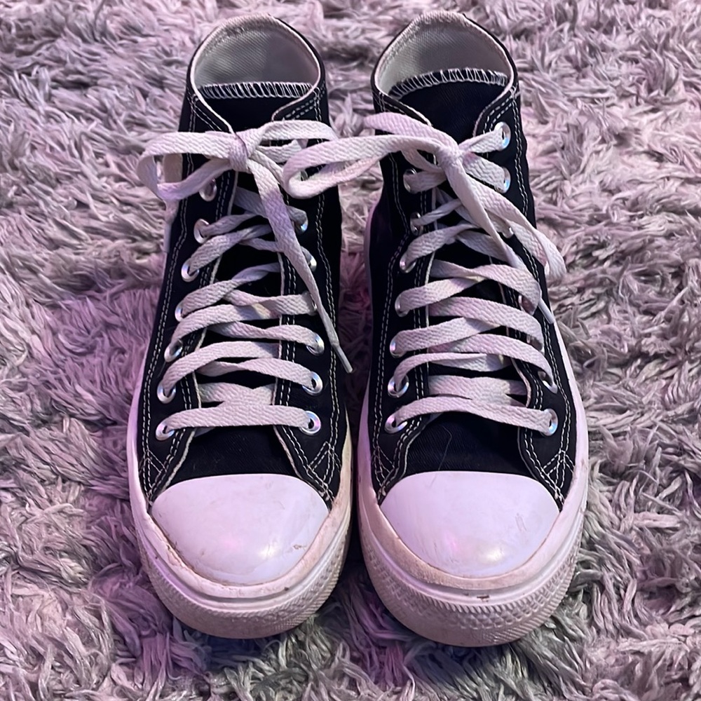 Women's Chuck Taylor All Star Move High Top Sneaker Size 7